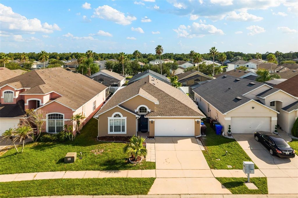 Photo of 1136 Liberty Hall Drive, Kissimmee, FL 34746 (MLS # O6425227)