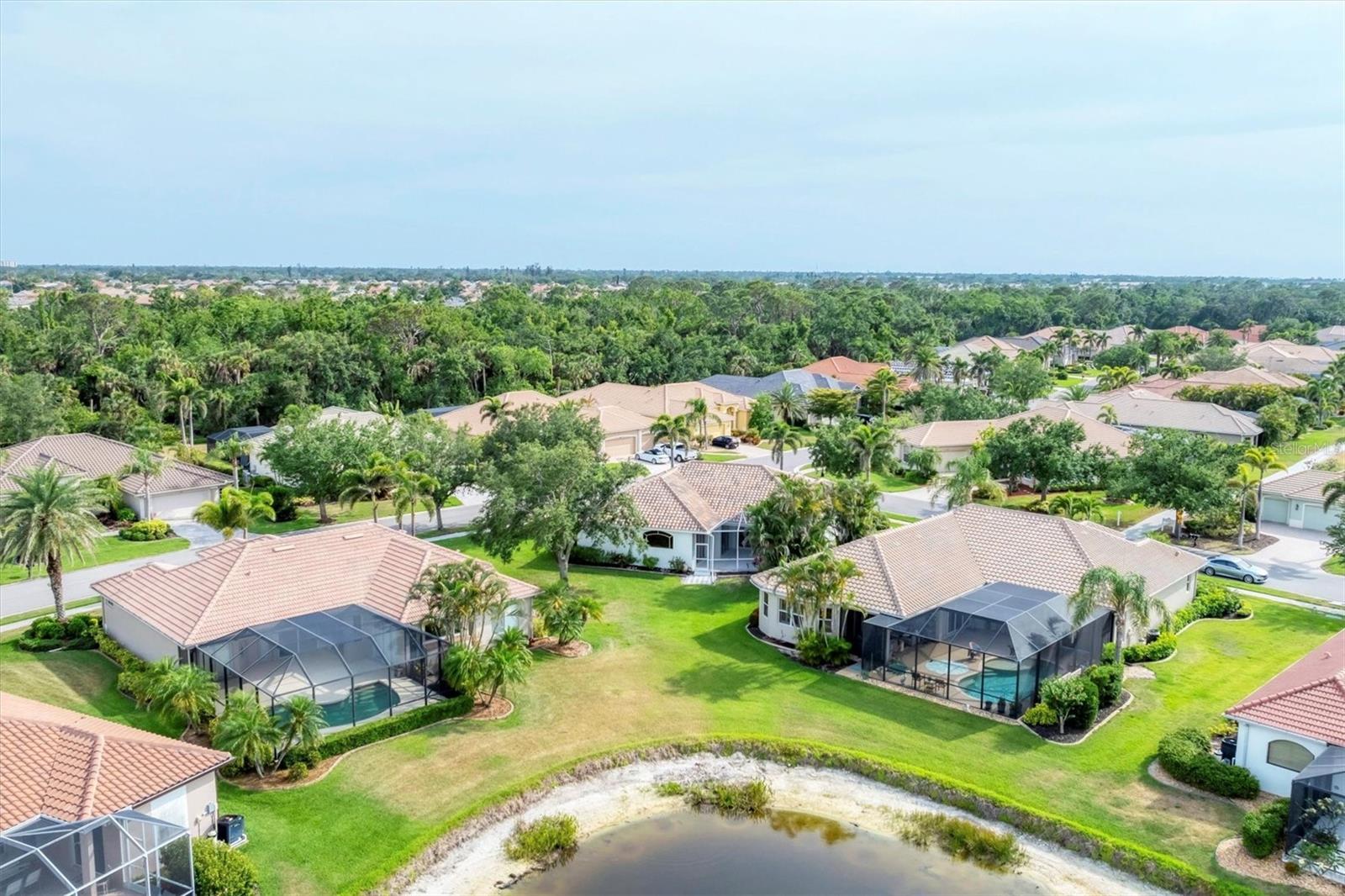 PELICAN POINTE GOLF & COUNTRY CLUB - Residential