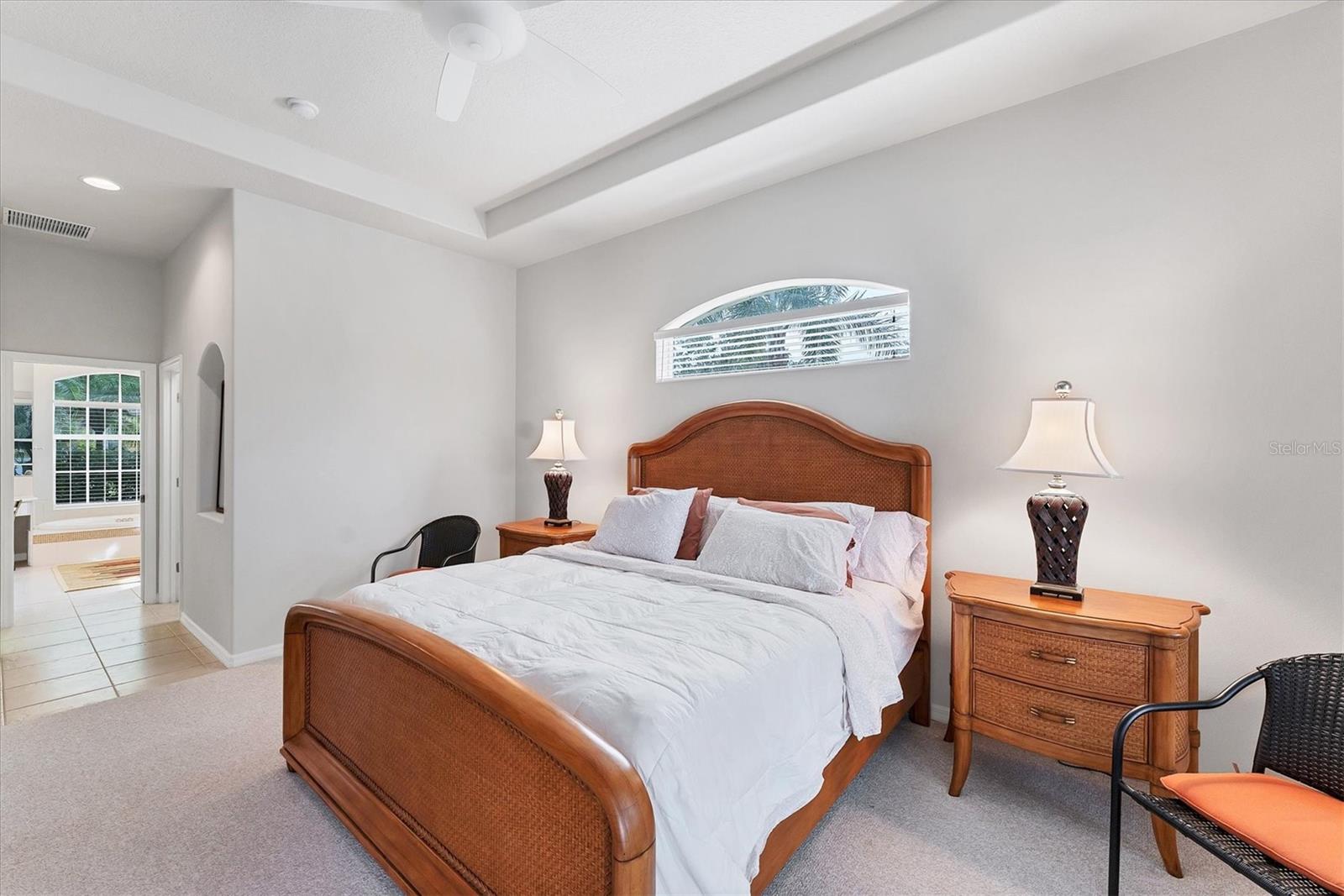 PELICAN POINTE GOLF & COUNTRY CLUB - Residential