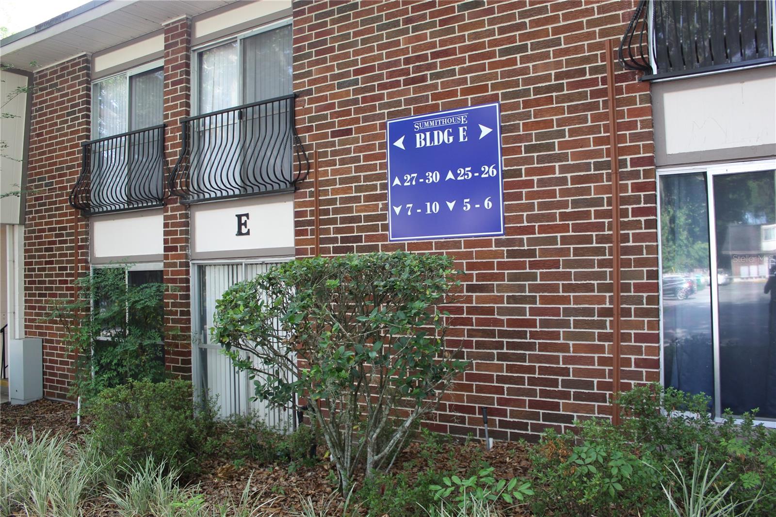 Fully Furnished, Renovated 2BR Condo in Prime Gainesville Location – Move-In Ready!
Welcome to this beautifully updated 2-bedroom, 1-bathroom condo offering comfort, style, and convenience in the heart of Gainesville. With 755 square feet of thoughtfully designed living space, this fully furnished home is ideal for a wide range of tenants including student, medical professional, university staff or remote worker.
Step inside to find luxury vinyl plank flooring throughout, providing a modern and low-maintenance touch. Fully renovated kitchen is a true highlight, featuring new quartz countertops, brand-new stainless-steel appliances, new sleek cabinetry, and a designer tile backsplash. The open-concept living area feels bright and inviting, enhanced by ceiling fans and natural light. Both bedrooms are generously sized, with one offering a walk-in closet for extra storage. The updated bathroom includes a new vanity, toilet, and shower set, completing the fresh, modern feel of the home.
This condo also comes with a brand-new HVAC system as well as a new water heater for added peace of mind. The location is unbeatable—steps to the Shands Hospital, the VA Medical Center, and the UF Veterinary Hospital. The University of Florida is just minutes away, and there is a bus stop conveniently located right outside the community. Nearby you’ll find top-rated dining, shopping, and essential amenities, making everyday life easy and enjoyable.
Whether you’re looking for a primary residence, a home for your student, a low-maintenance retirement option, in a high-demand area, this condo offers it all. Don’t miss this opportunity to rent a turnkey Gainesville gem—schedule your private showing today!