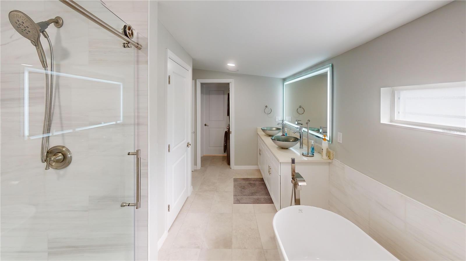 LONGBOAT KEY - Residential