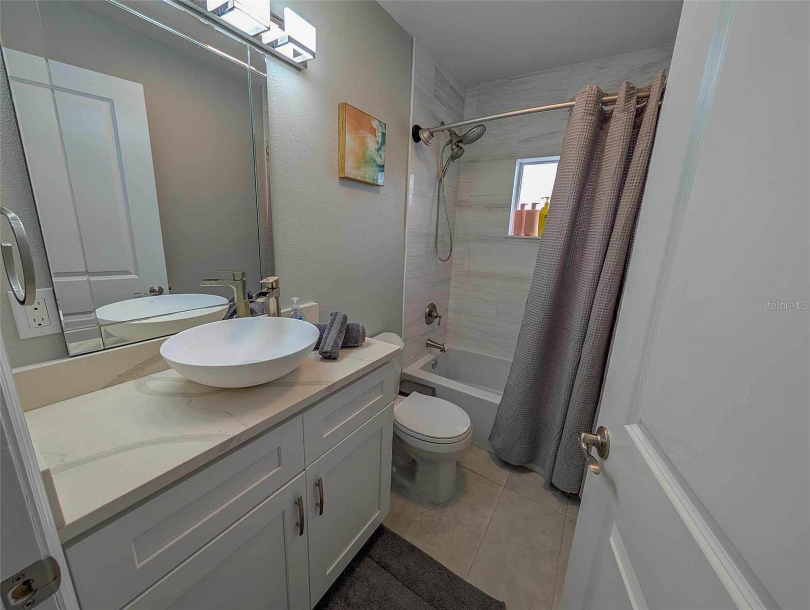 LONGBOAT KEY - Residential