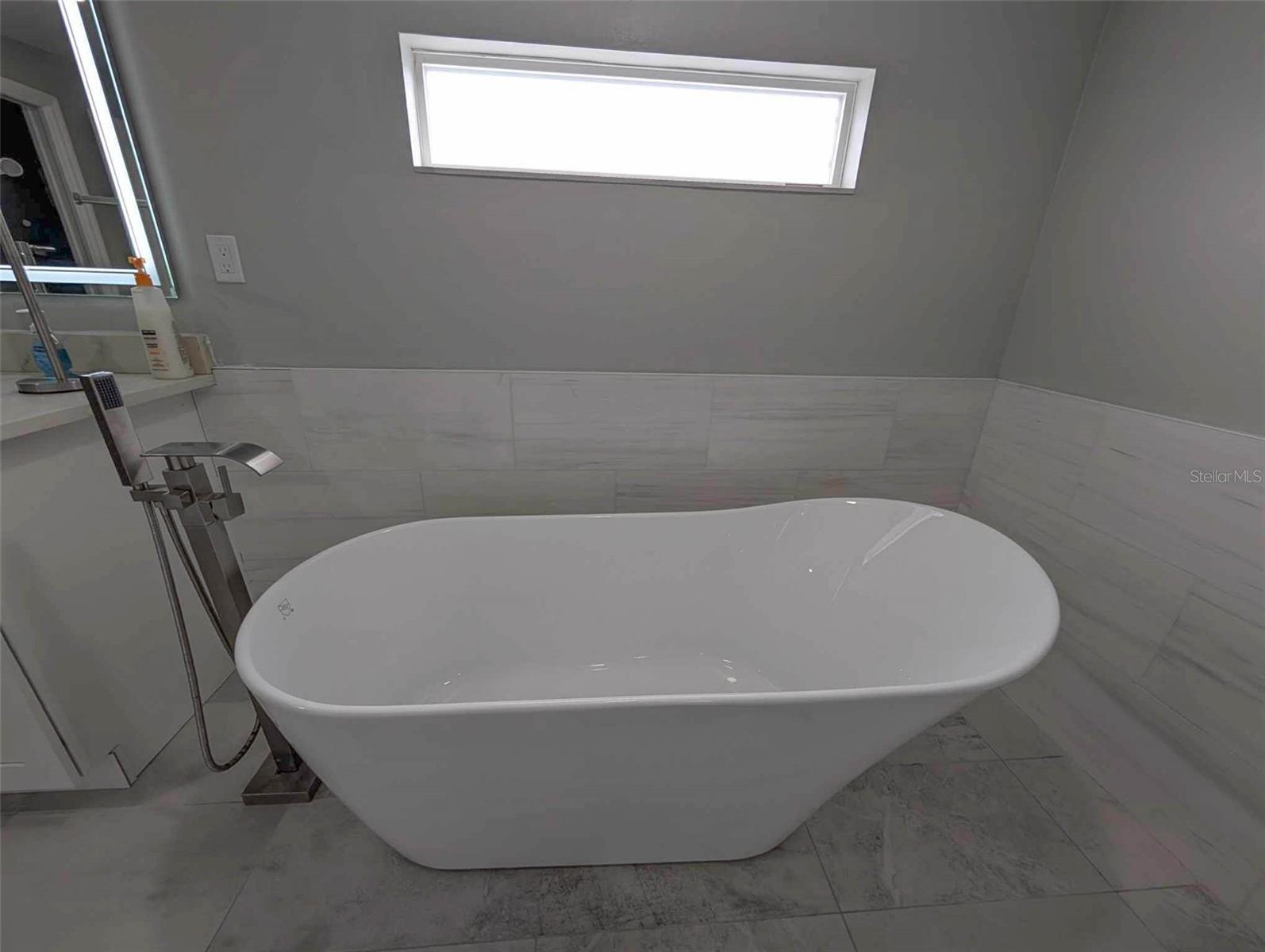 LONGBOAT KEY - Residential