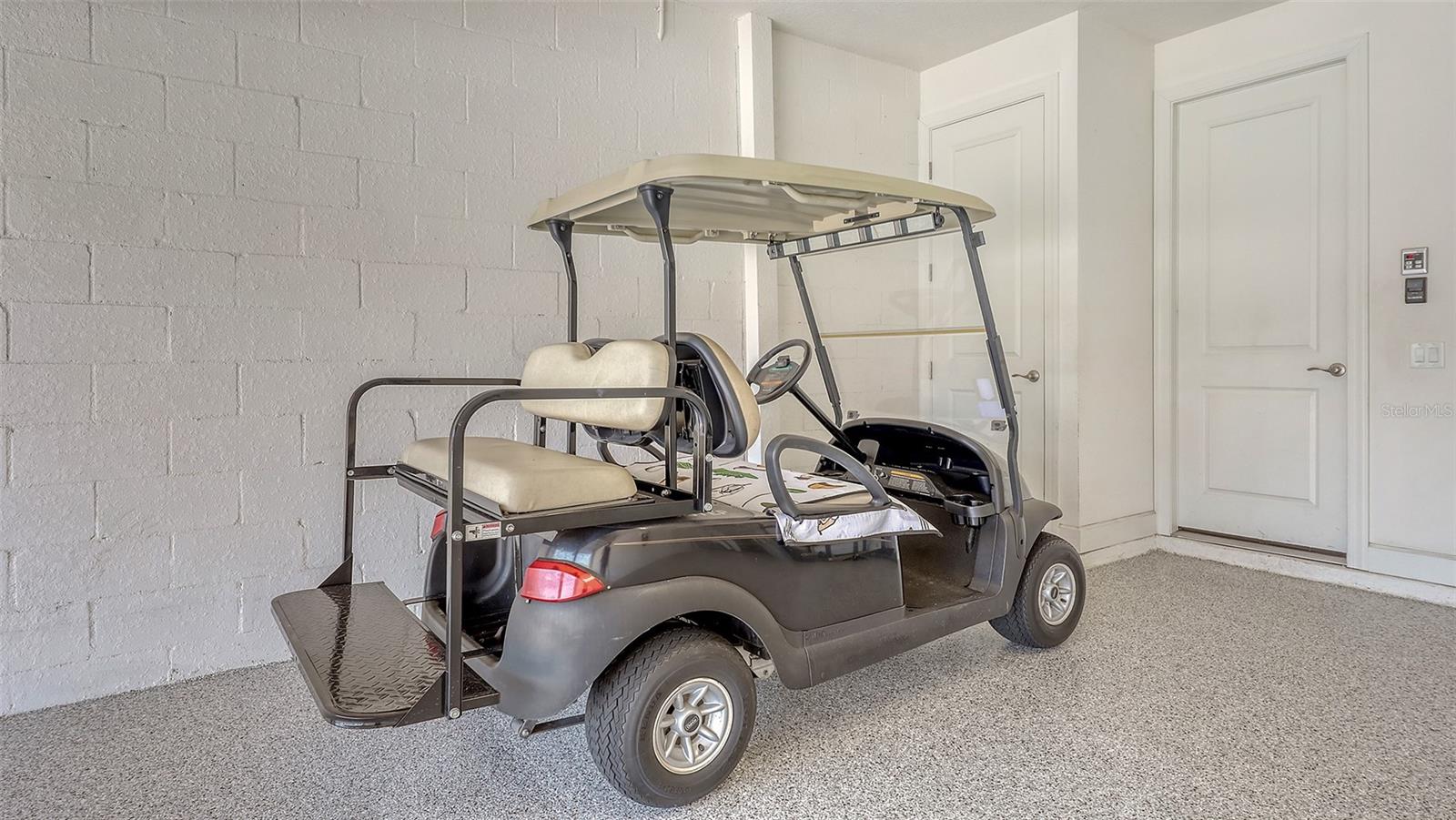 ESPLANADE GOLF AND COUNTRY CLUB - Residential