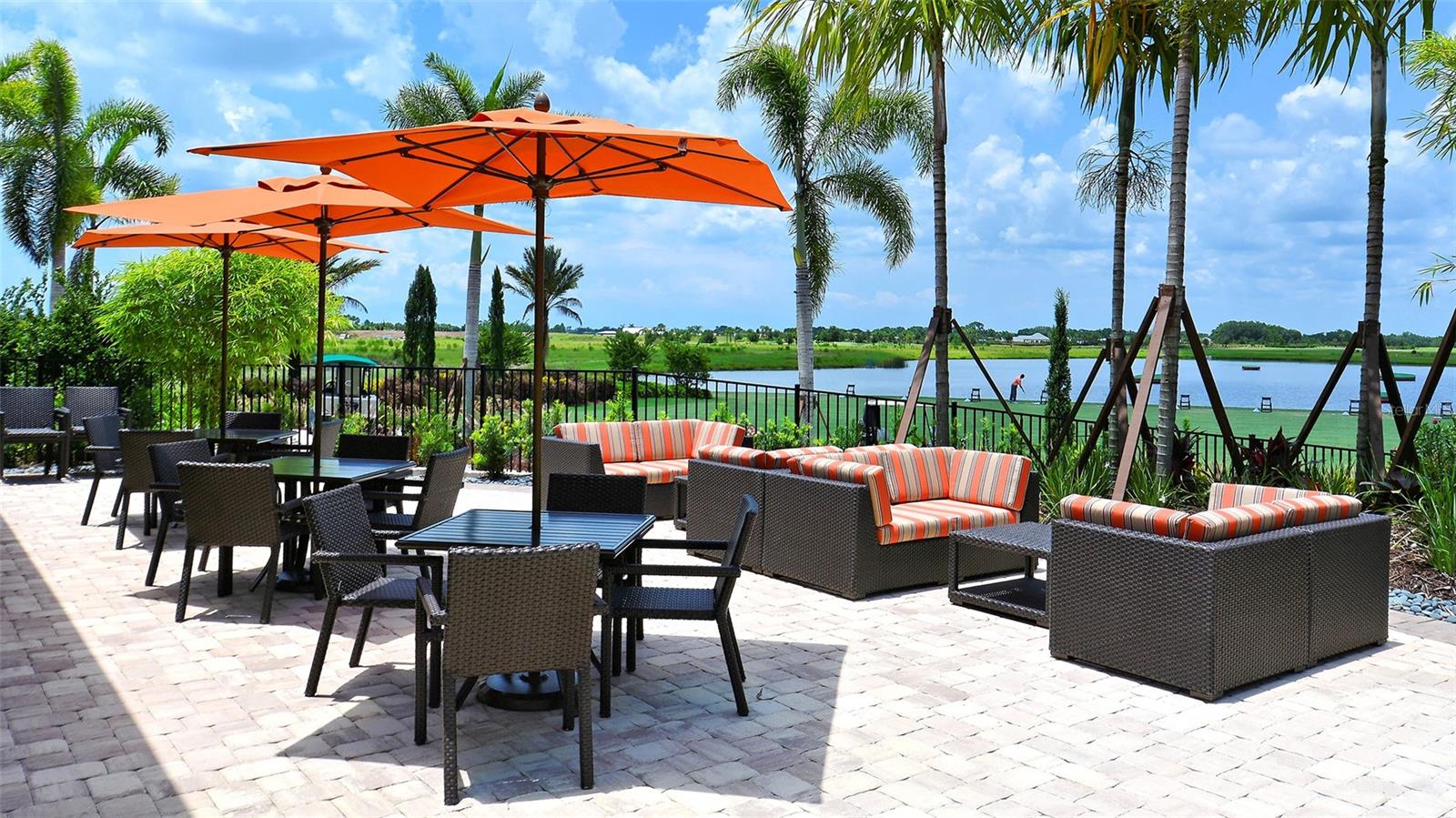 ESPLANADE GOLF AND COUNTRY CLUB - Residential
