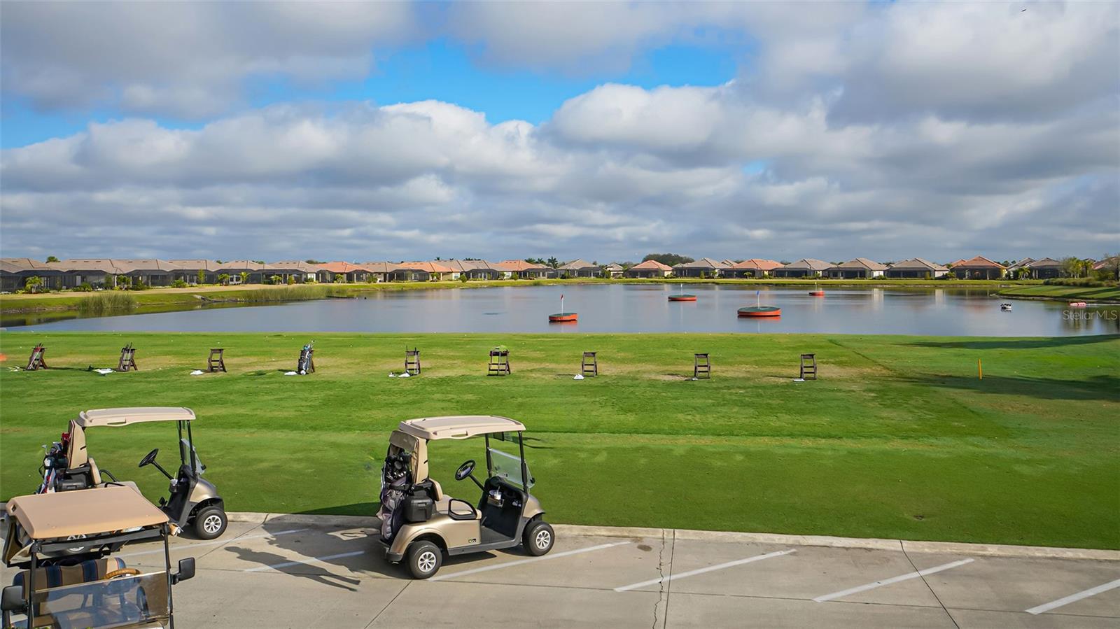 ESPLANADE GOLF AND COUNTRY CLUB - Residential