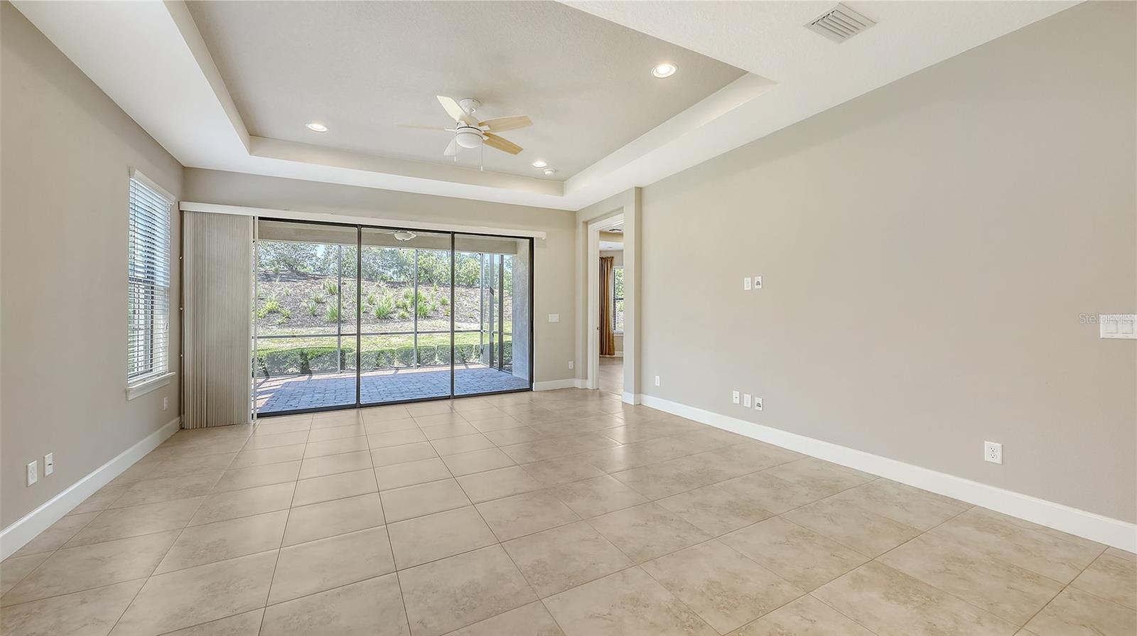 ESPLANADE GOLF AND COUNTRY CLUB - Residential