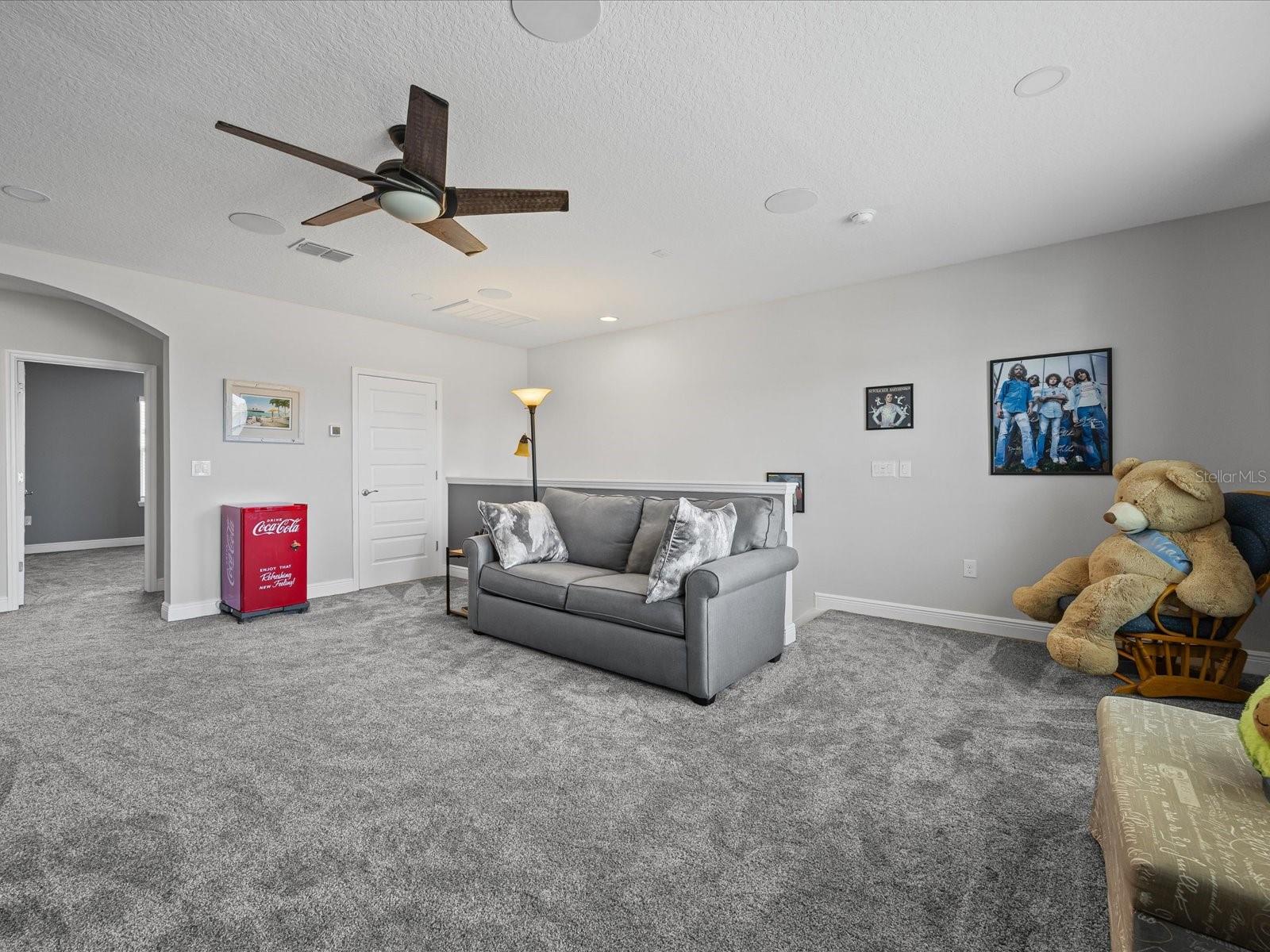 WATERLEIGH PH 2C-1 - Residential