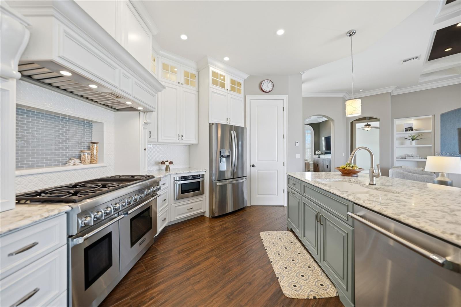 PUNTA GORDA ISLES SEC 7 - Residential