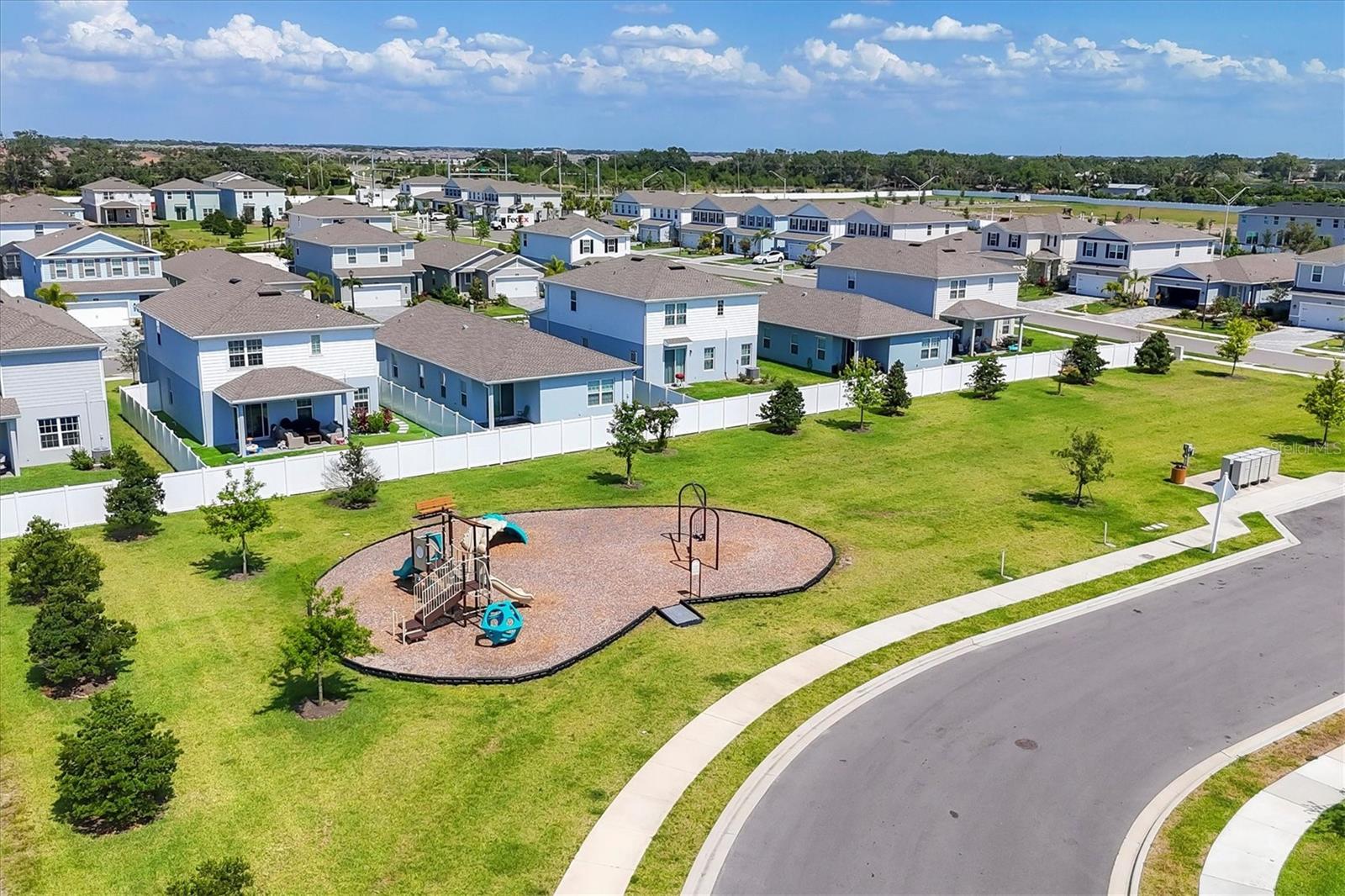 AVALON WOODS - Residential