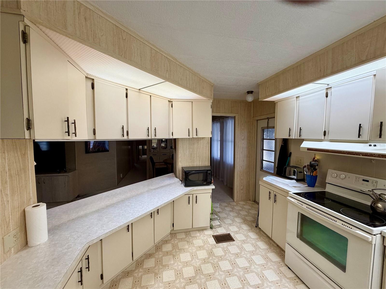 OCALA EAST VILLAS UN 01 - Residential