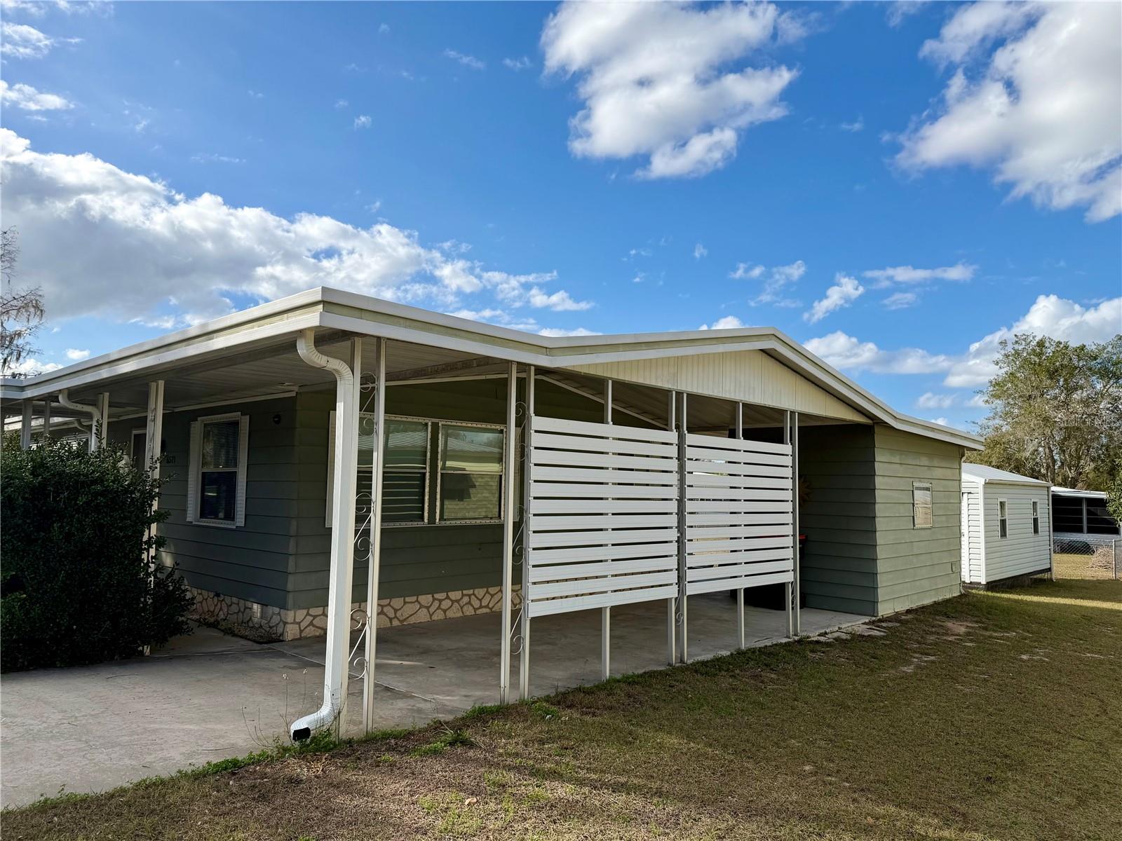 OCALA EAST VILLAS UN 01 - Residential