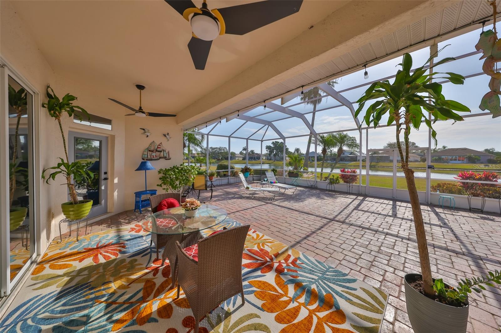 1123 SIGNATURE DRIVE
