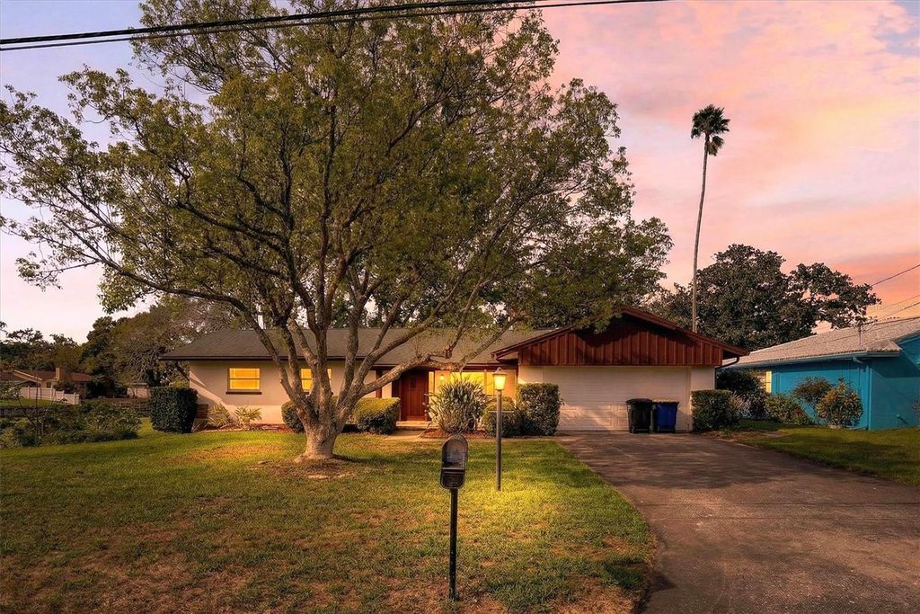 Photo of 1658 Jeffords Street, Clearwater, FL 33756 (MLS # TB8489157)