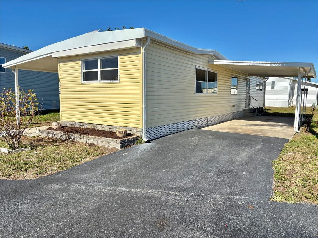 Photo of 7028 Mount Jupiter Drive NE #601, St Petersburg, FL 33702 (MLS # TB8488620)