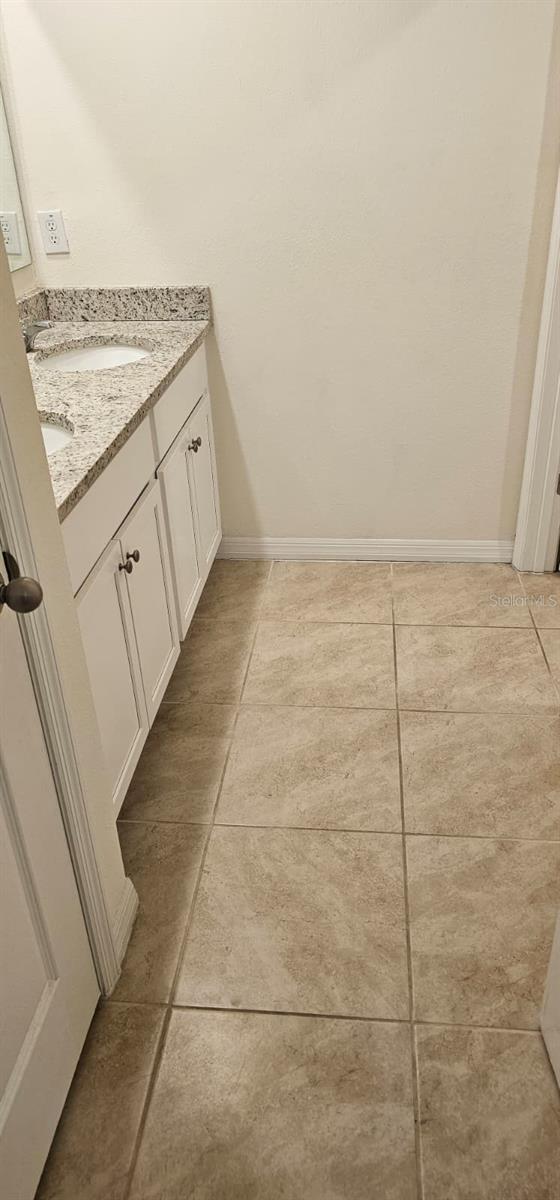 SUMMERLY - Residential Lease