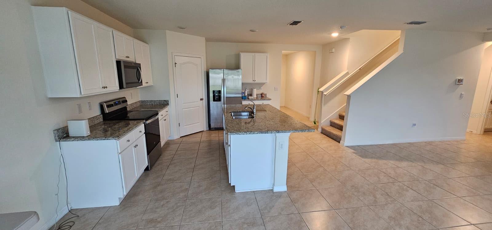 SUMMERLY - Residential Lease