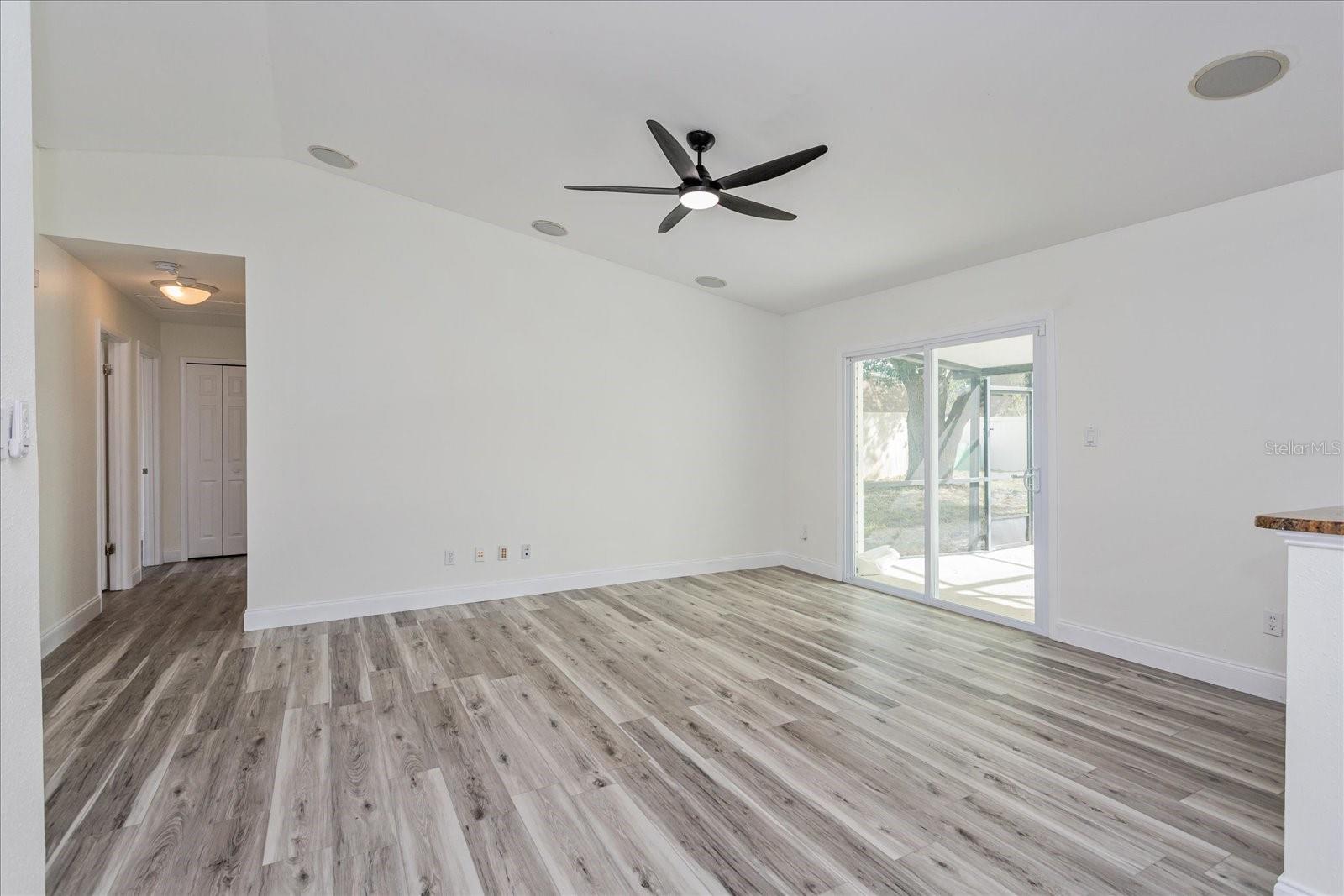 414 TRANQUILLE OAKS DRIVE