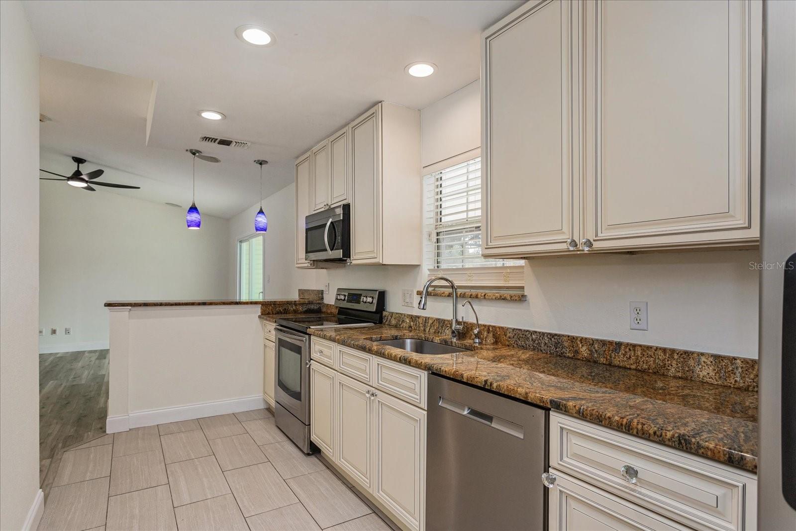 FOREST OAKS UNIT 1 - Residential