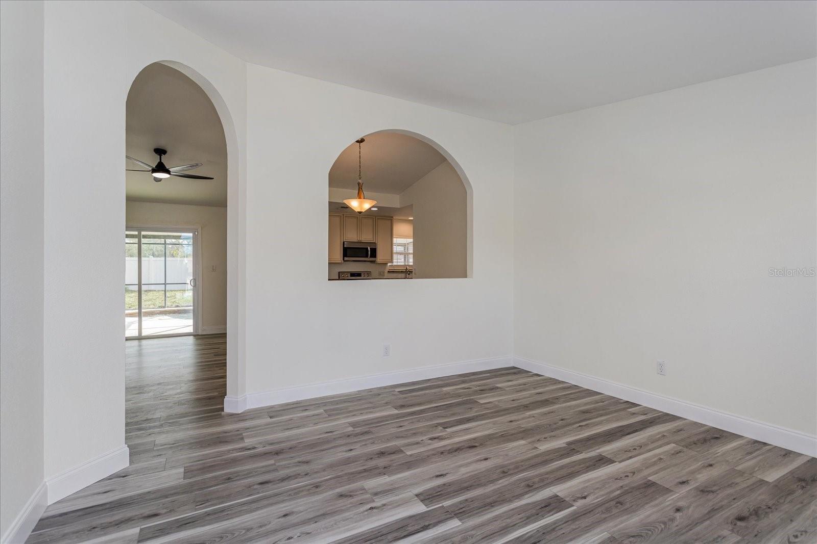 414 TRANQUILLE OAKS DRIVE