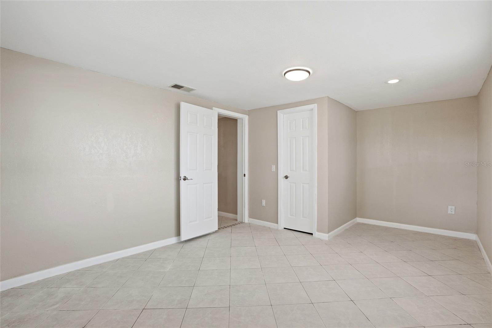 FLOR A MAR - Residential