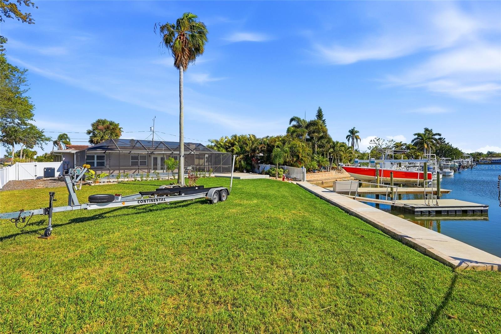 FLOR A MAR - Residential