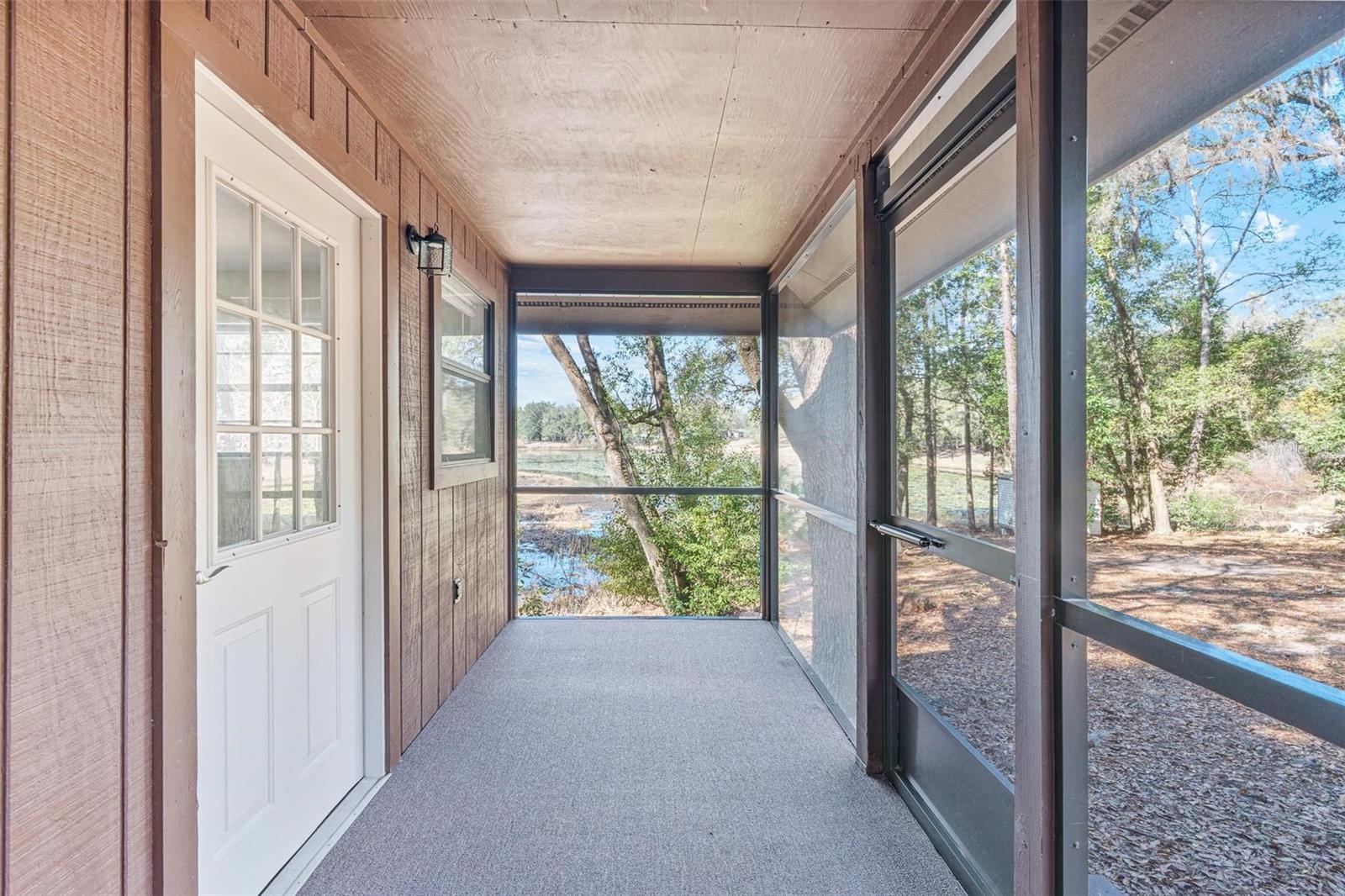 WOODLAND HILLS - Residential