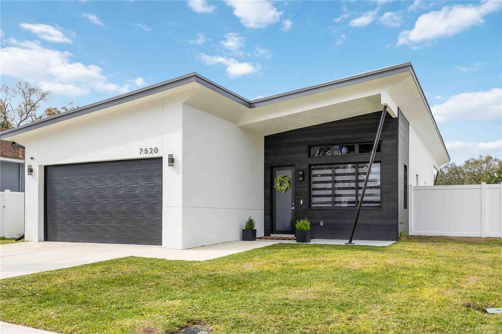 Photo of 7520 N Coolidge Avenue, Tampa, FL 33614 (MLS # A4690561)