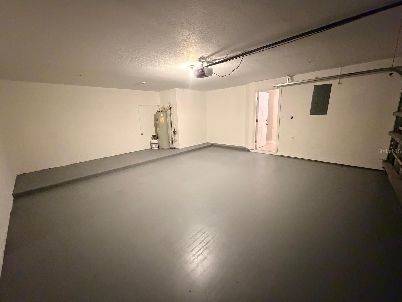 1807 SHADOW VIEW CIRCLE 1807