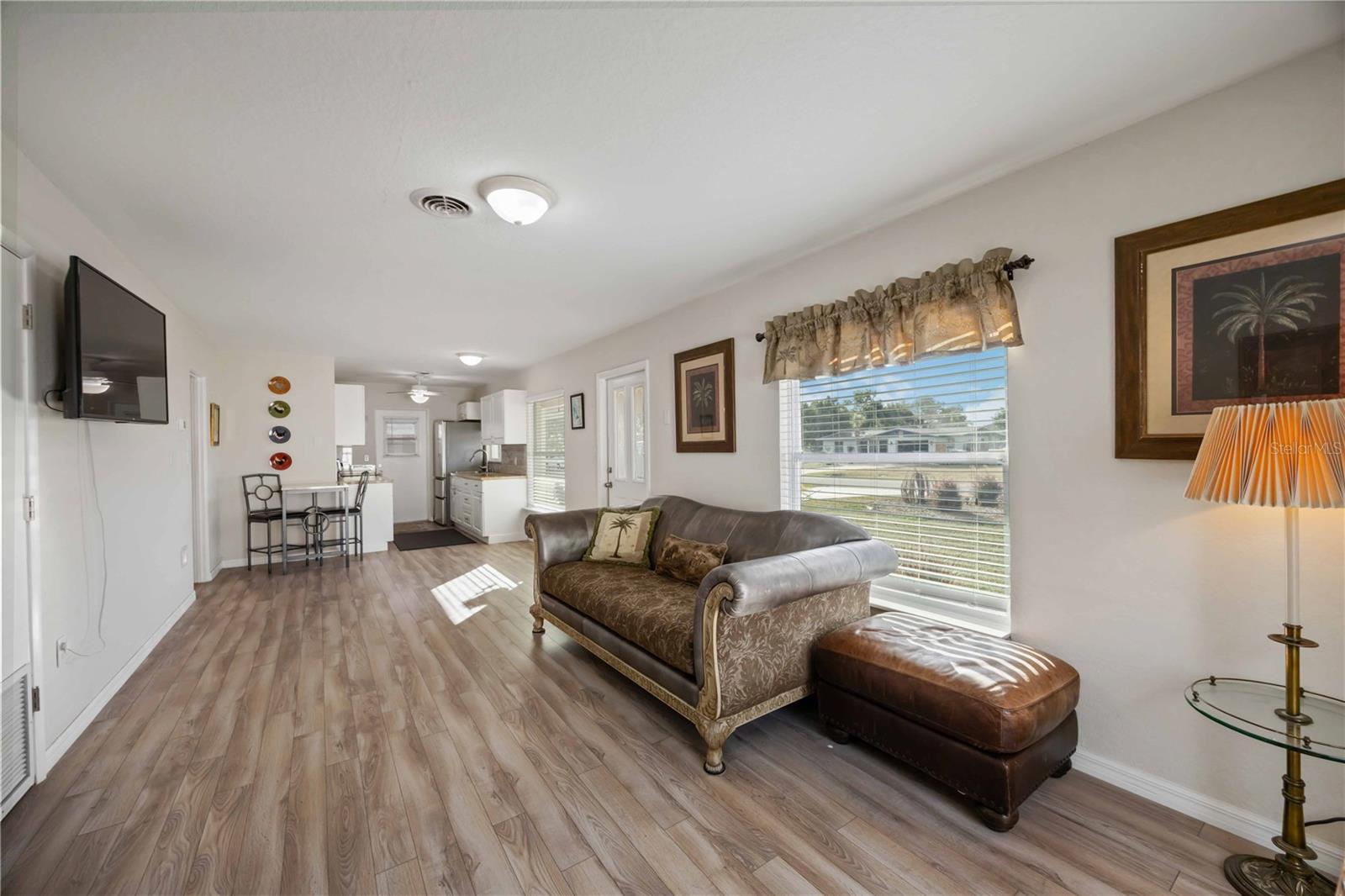 1446 SAINT CLAIR ROAD