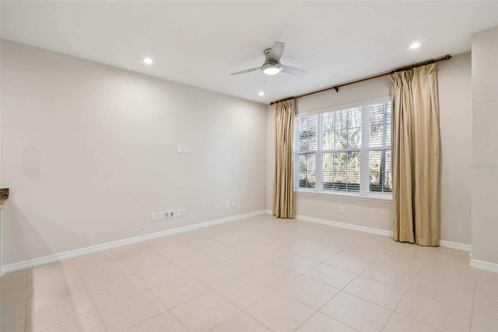 9915 HIGHLAND SKY ALLEY