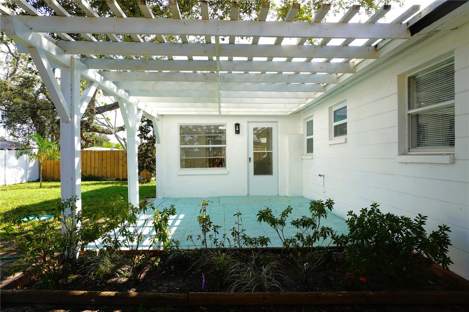 MIDWAY ACRES - Residential