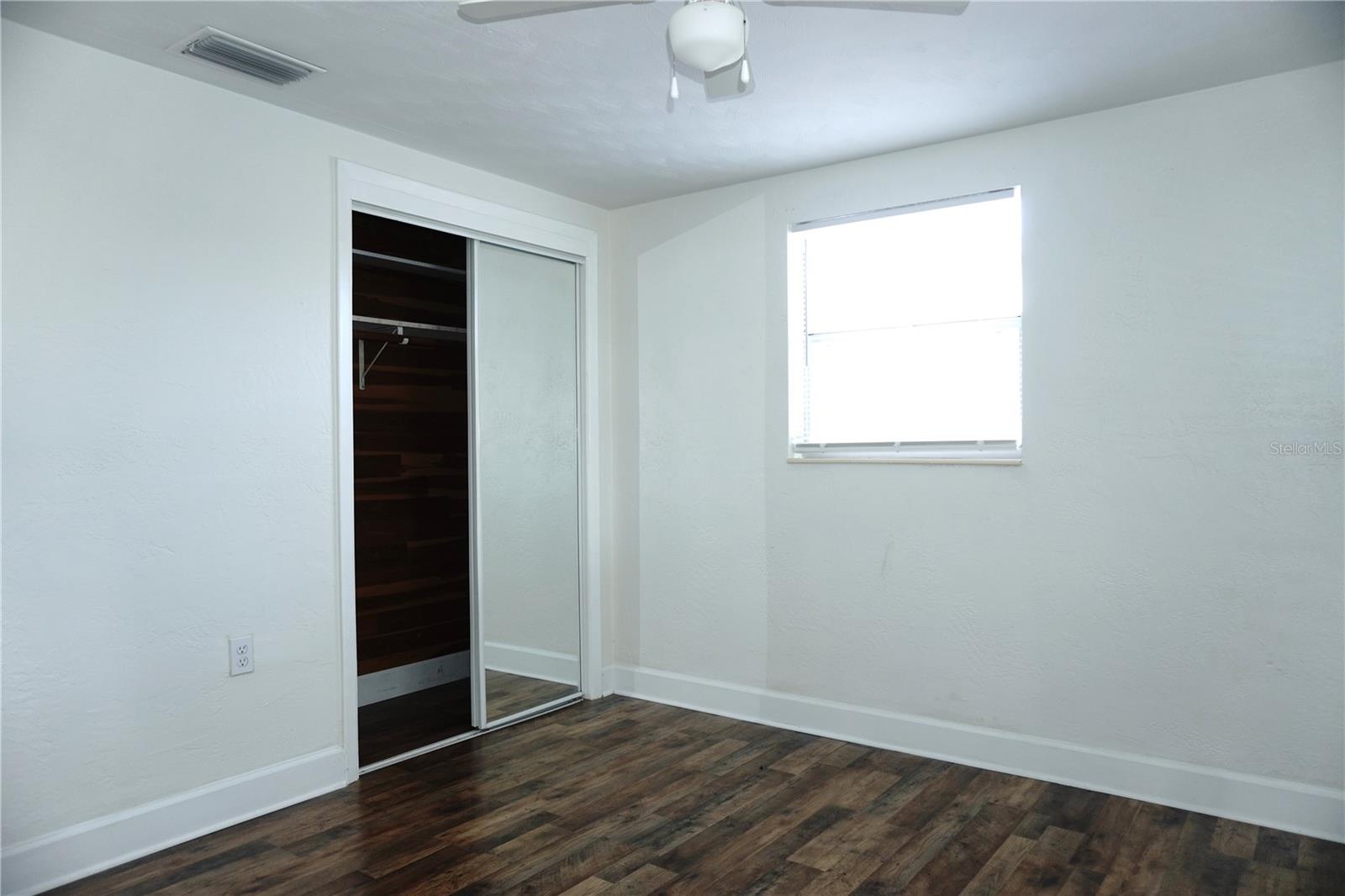 MIDWAY ACRES - Residential