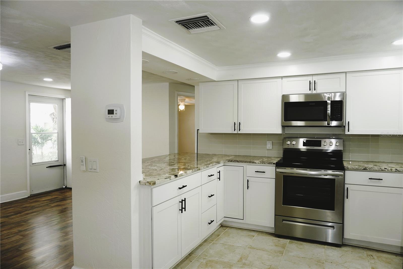 MIDWAY ACRES - Residential