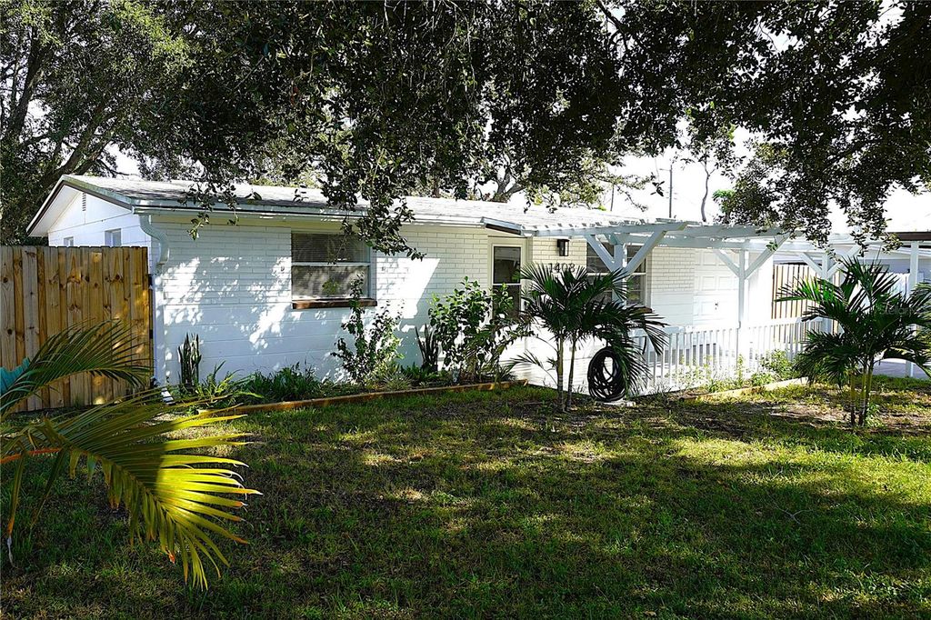 Photo of 1408 Jennings Drive, Holiday, FL 34690 (MLS # TB8439874)