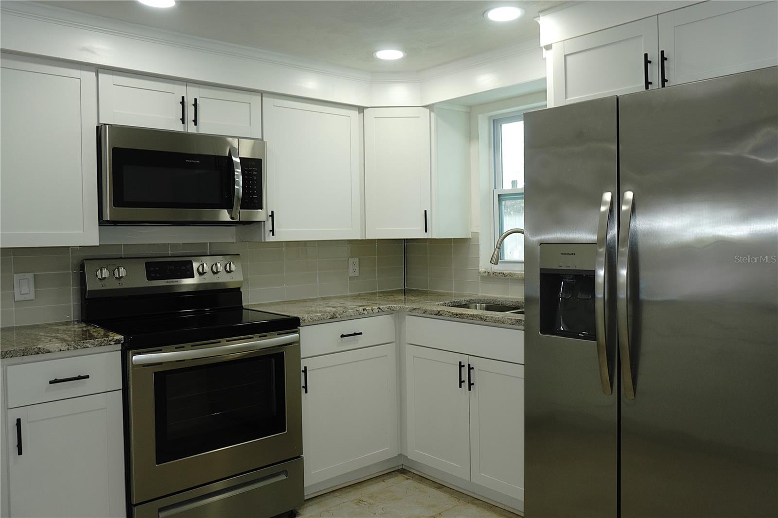 MIDWAY ACRES - Residential