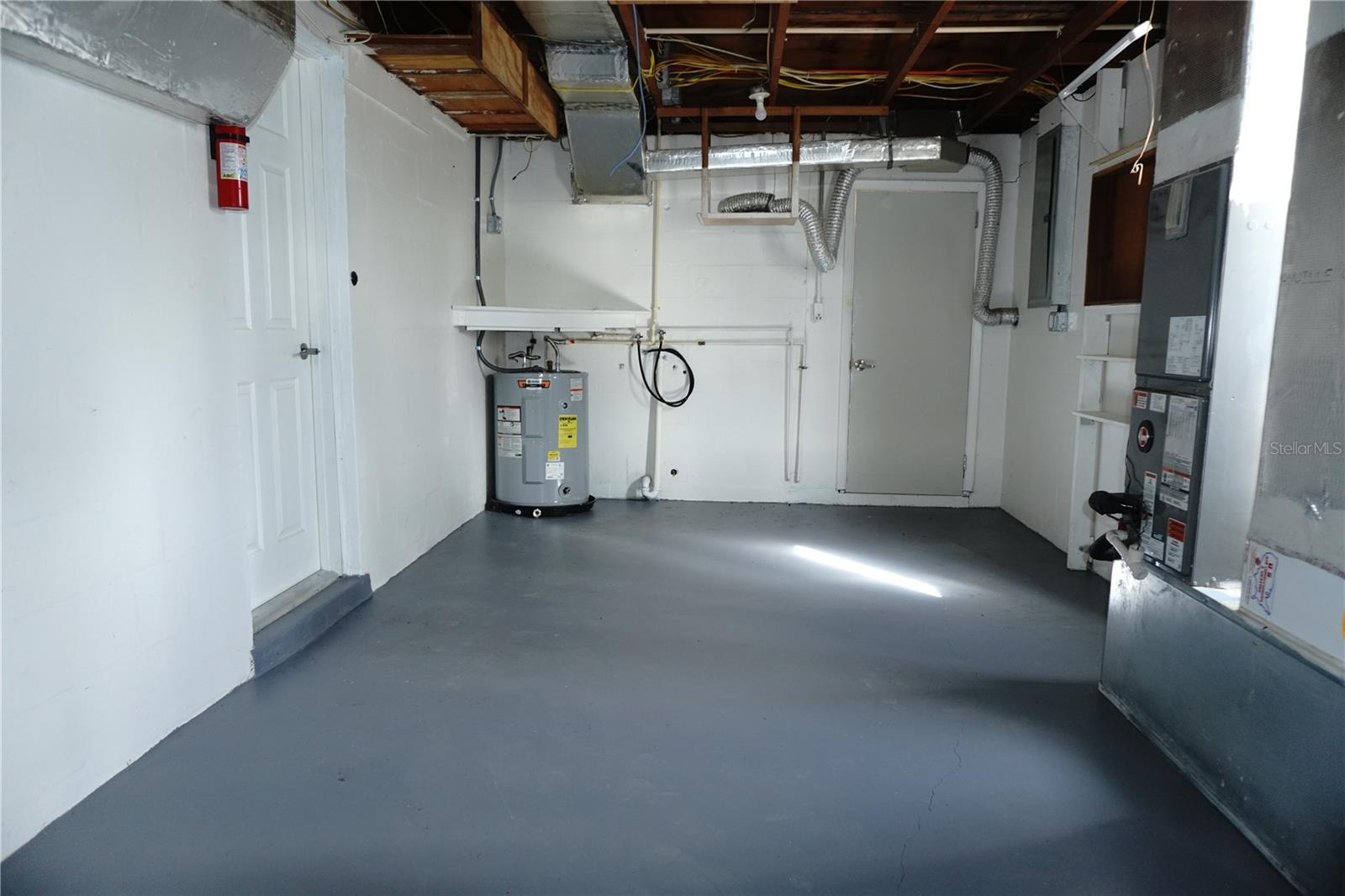 MIDWAY ACRES - Residential