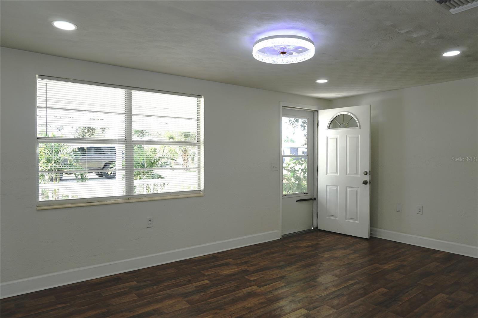 MIDWAY ACRES - Residential