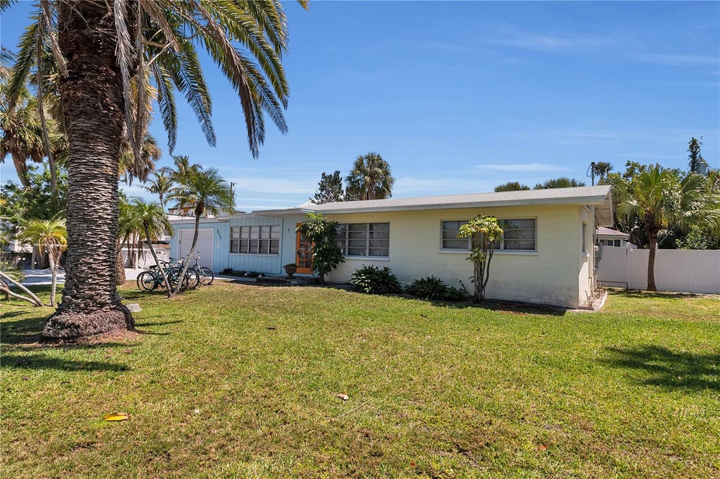 Photo of 311 59th Street, Holmes Beach, FL 34217 (MLS # A4699810)