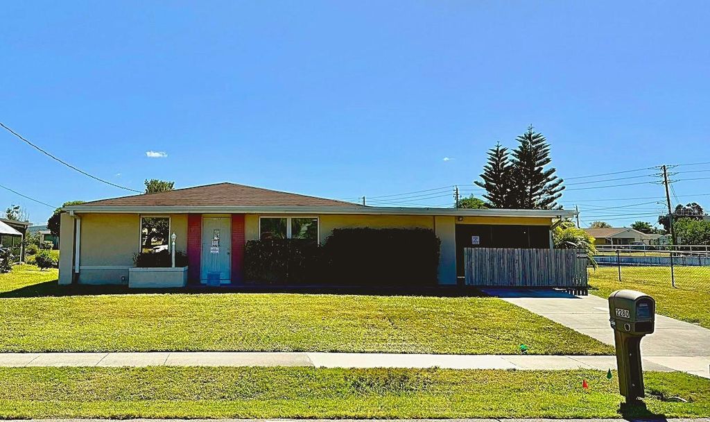 Photo of 2280 Harbor Boulevard, Port Charlotte, FL 33952 (MLS # C7519598)