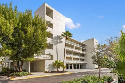 Photo of 250 Sands Point Road #5203, Longboat Key, FL 34228 (MLS # A4680085)