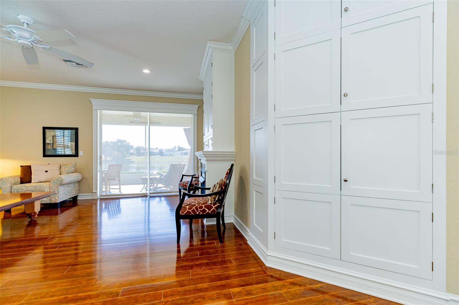 SUMMERGLEN - Residential