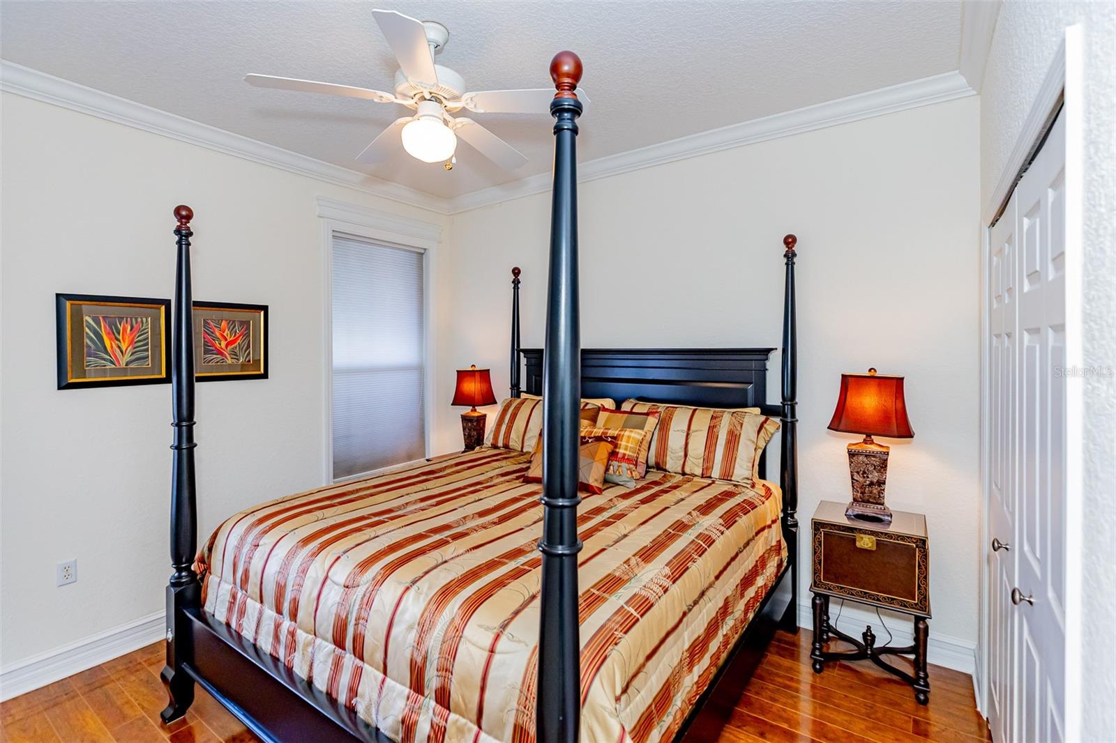 SUMMERGLEN - Residential