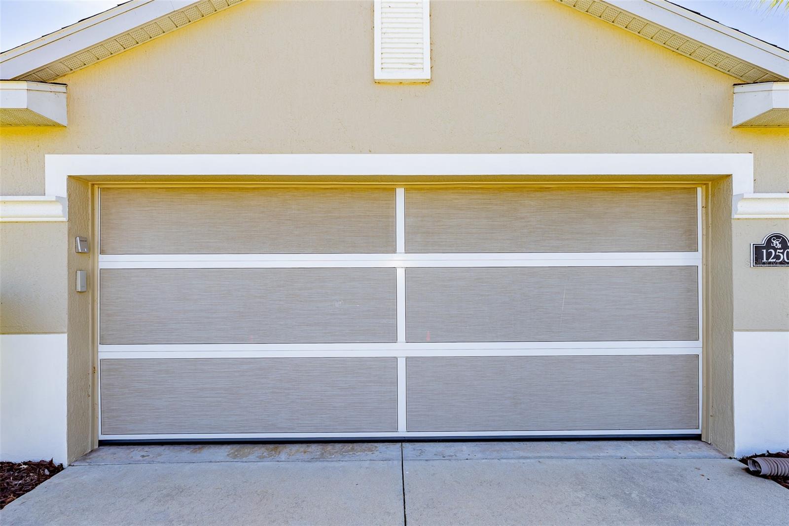 SUMMERGLEN - Residential