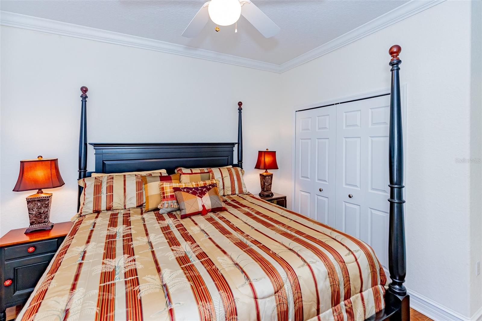 SUMMERGLEN - Residential