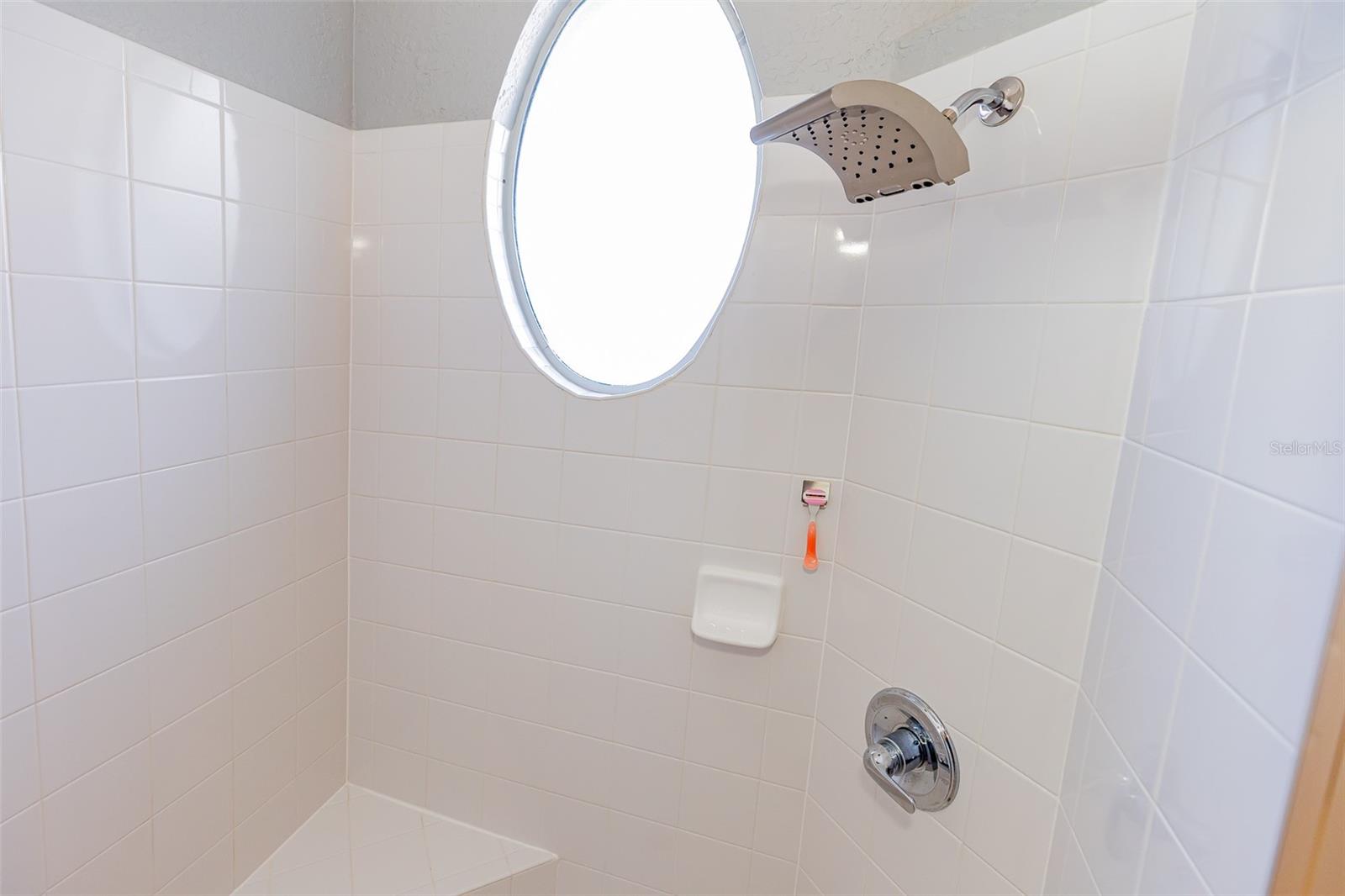 SUMMERGLEN - Residential