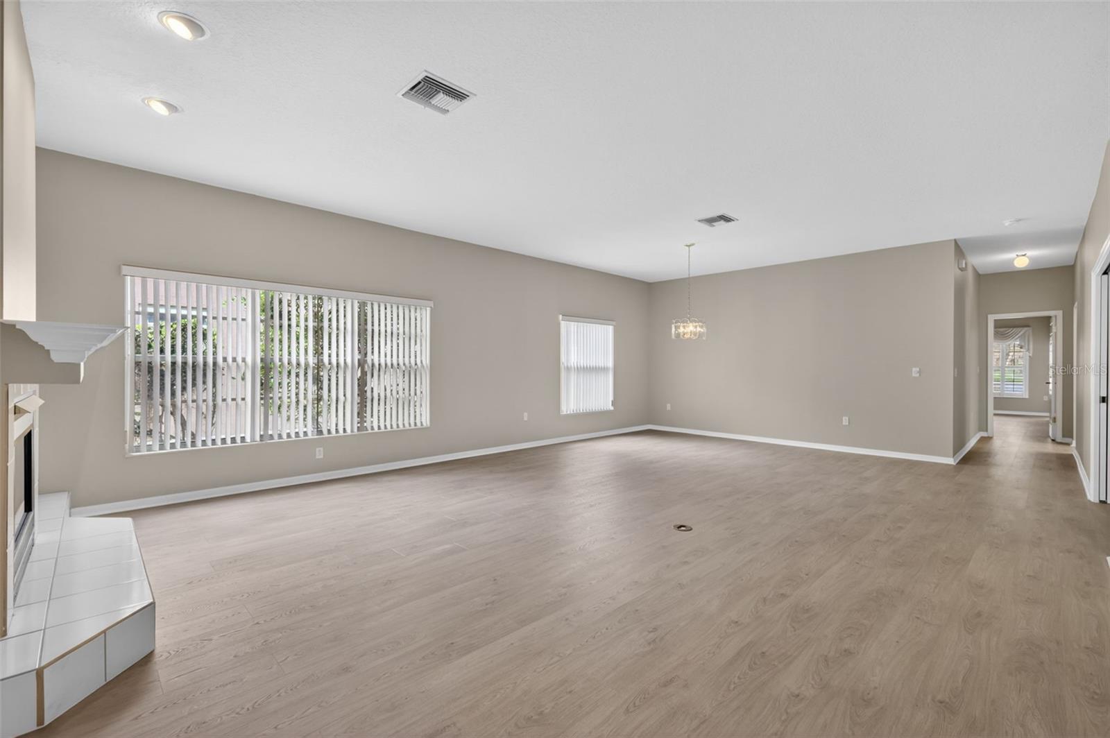 4856 WESTCHESTER COURT