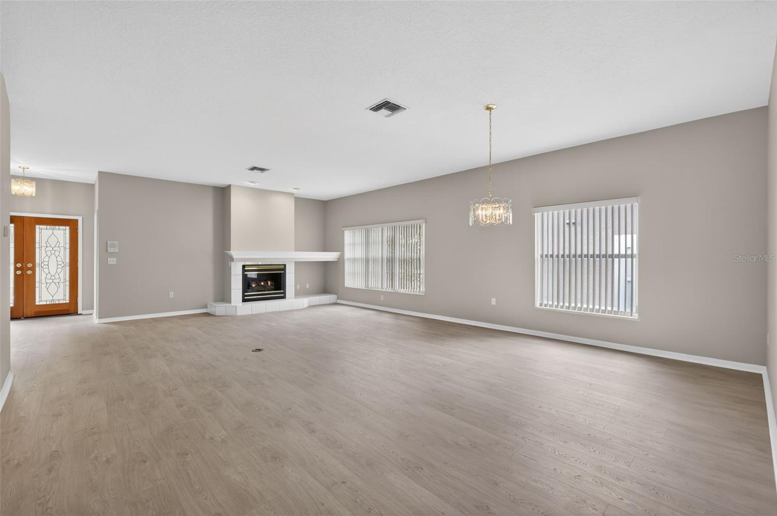 4856 WESTCHESTER COURT