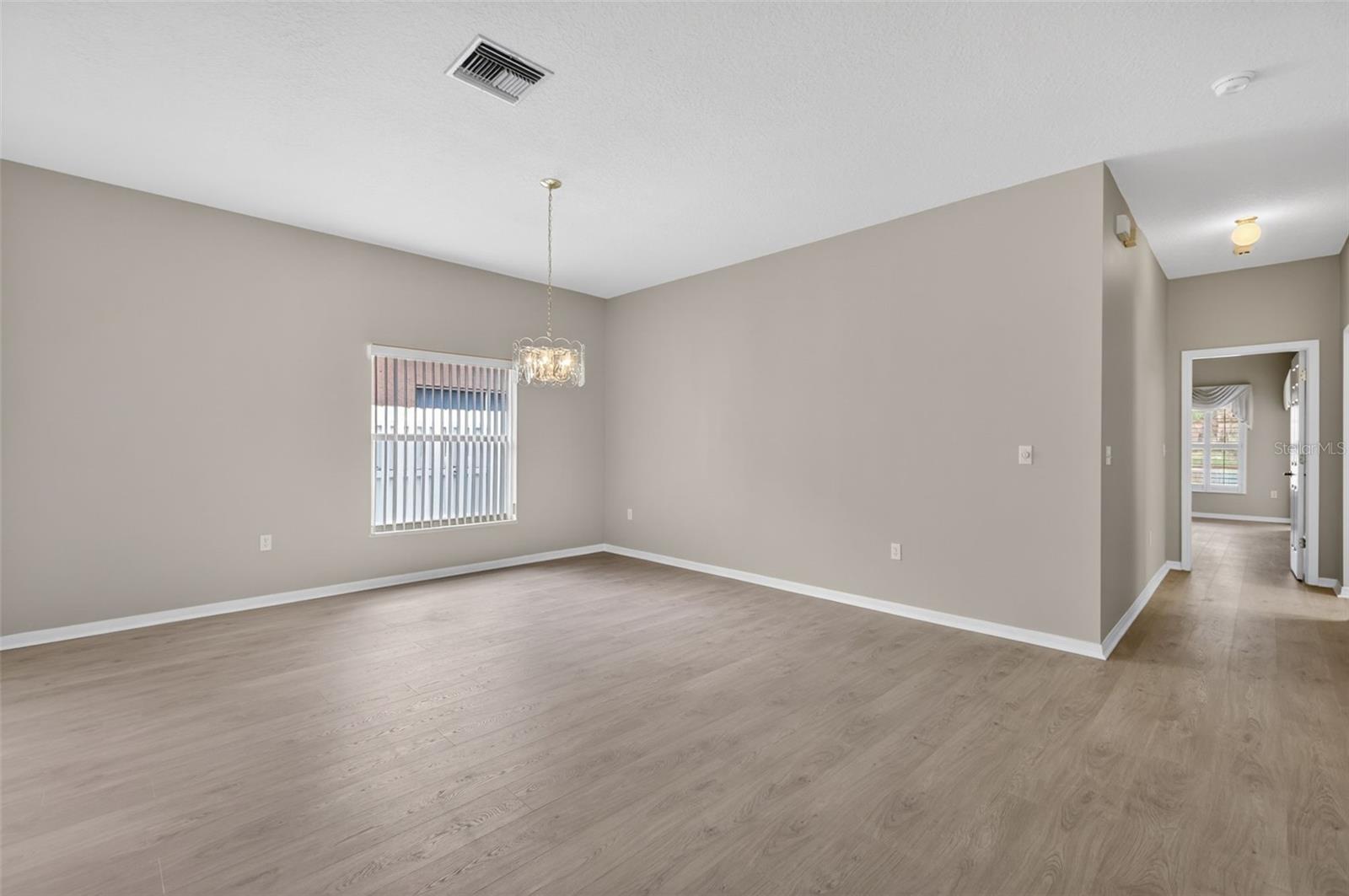 4856 WESTCHESTER COURT