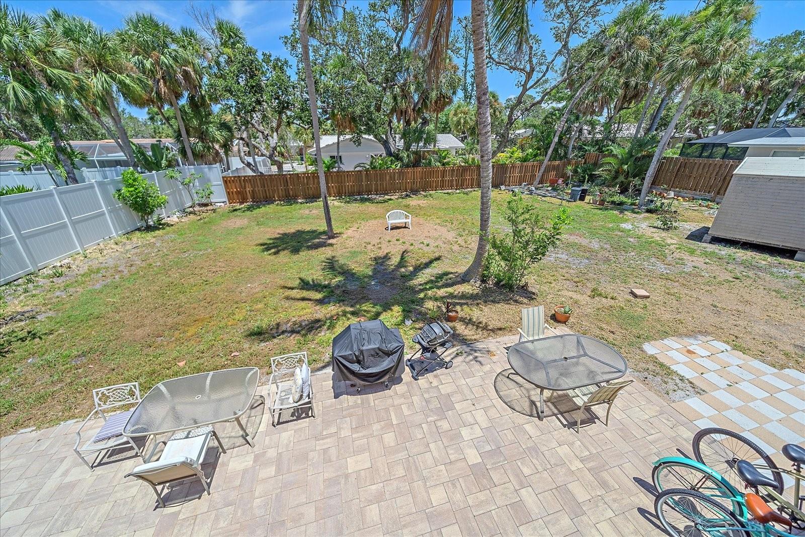 SIESTA BEACH - Residential Income
